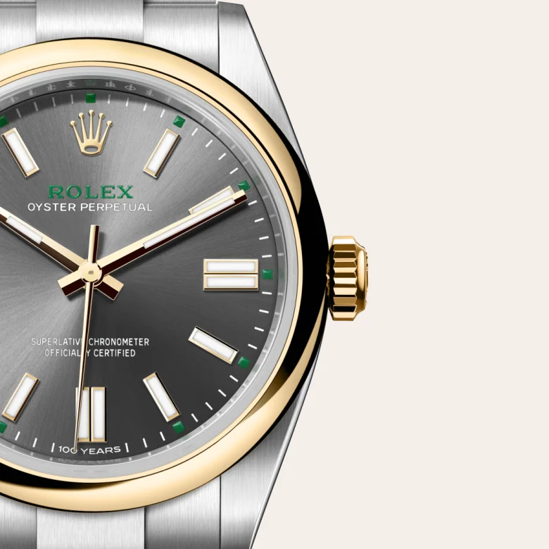 Rolex Oyster Perpetual en Rolesor amarillo —combinación de acero Oystersteel y oro amarillo, M134303-0001 Vendemmia Joyero